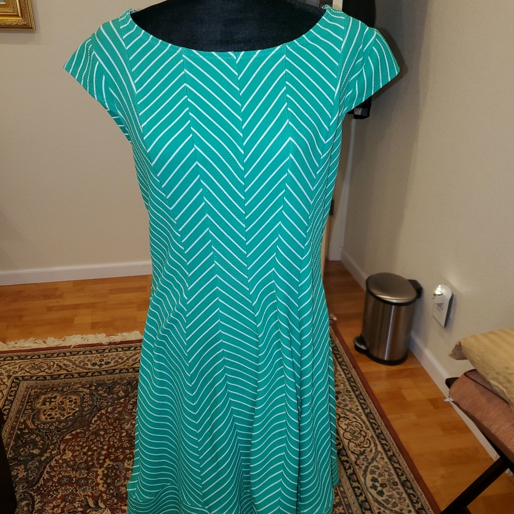 Short sleeve polyester spandex midi dress